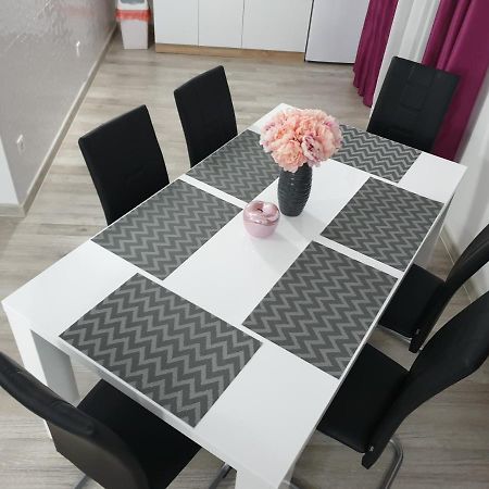 Apartman Luma Baška Voda Eksteriør billede