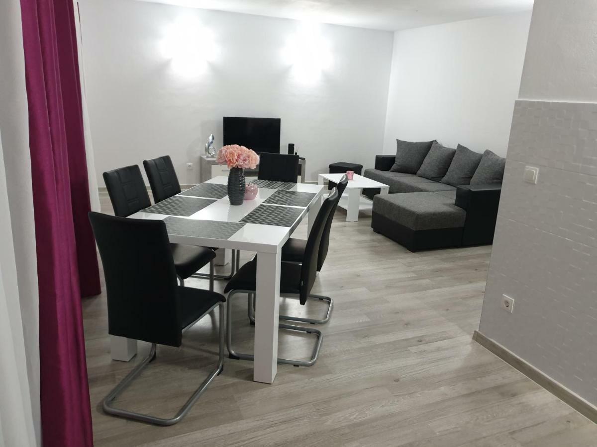 Apartman Luma Baška Voda Eksteriør billede
