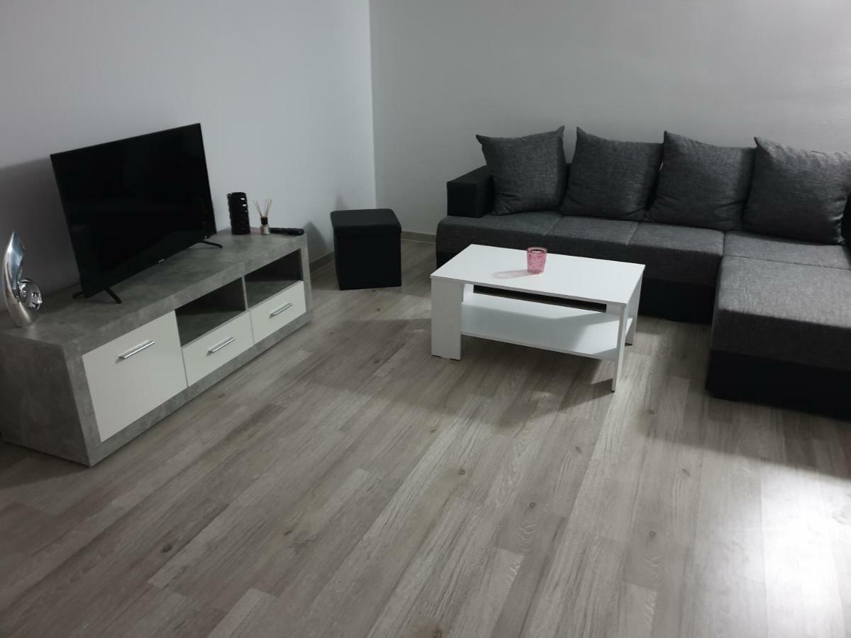 Apartman Luma Baška Voda Eksteriør billede