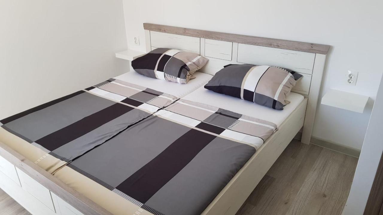 Apartman Luma Baška Voda Eksteriør billede